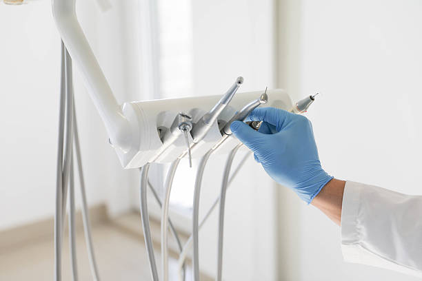 24/7 Emergency Tooth Extraction experts in Kingston, RI